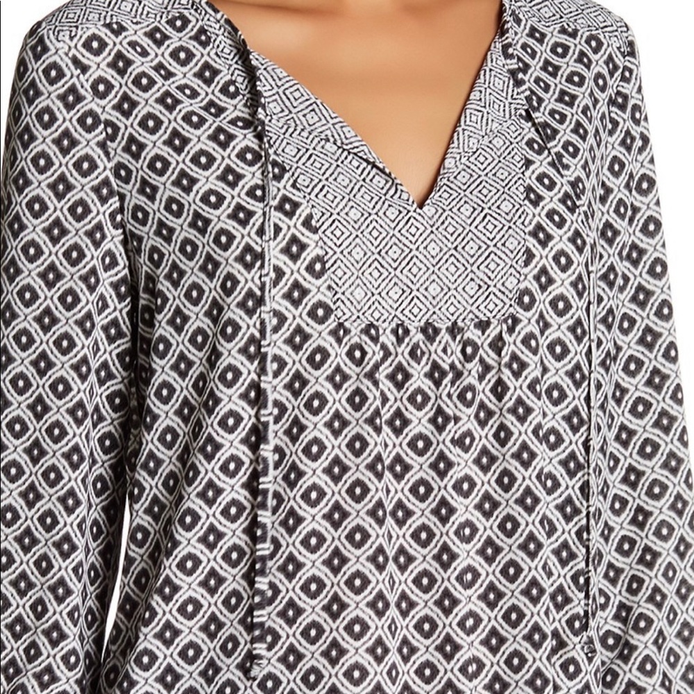 NYDJ black and white blouse size M